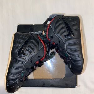 Nike baby lil posite one